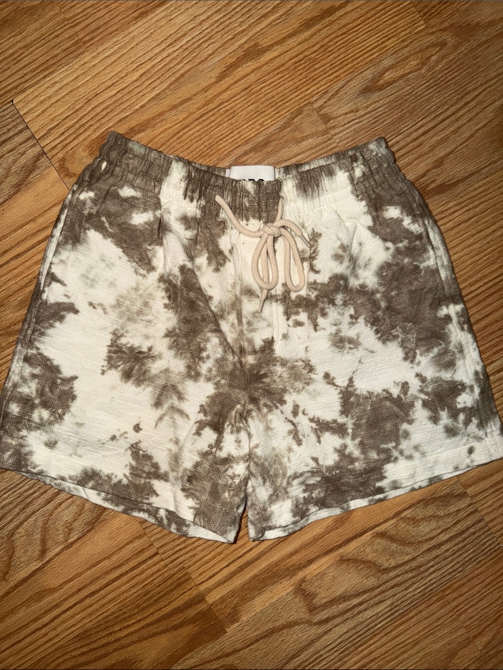 BDG Tie-Dye Pull-On Athletic Shorts - Cream & Brown